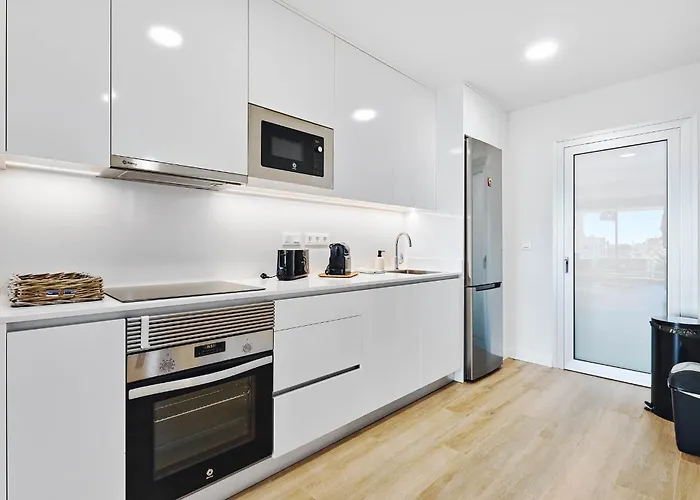 Apartamento Casa Ema 27 *